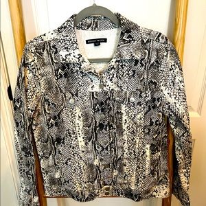 Boston Proper Python Snake Print Denim Jacket Sz M